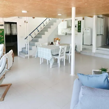 Casa Rustica With Large Terrace And Sea View *